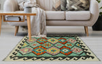 Sangat Sabina Lt. Green/Ivory Rug, 2'5" x 4'2"