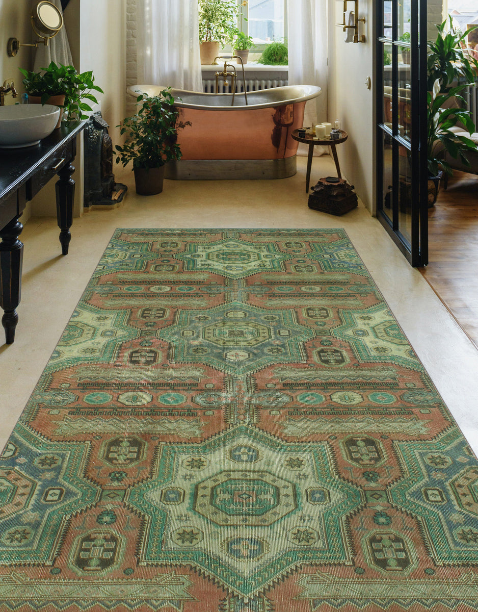 Fine VTG Ashly Rust/Green Rug, 4'7 x 9'5 – Noori Rug