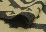 Winchester Aurora Black/Ivory Rug, 4'9" x 6'2"