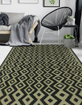 Sangat Nazia Ivory/Black Rug, 6'3" x 9'1"