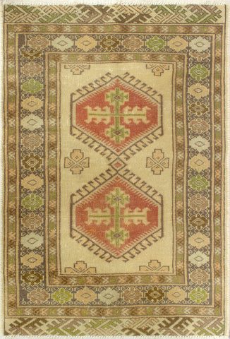 Sherazi Raine Ivory/Rust Rug, 2'0" x 2'10"